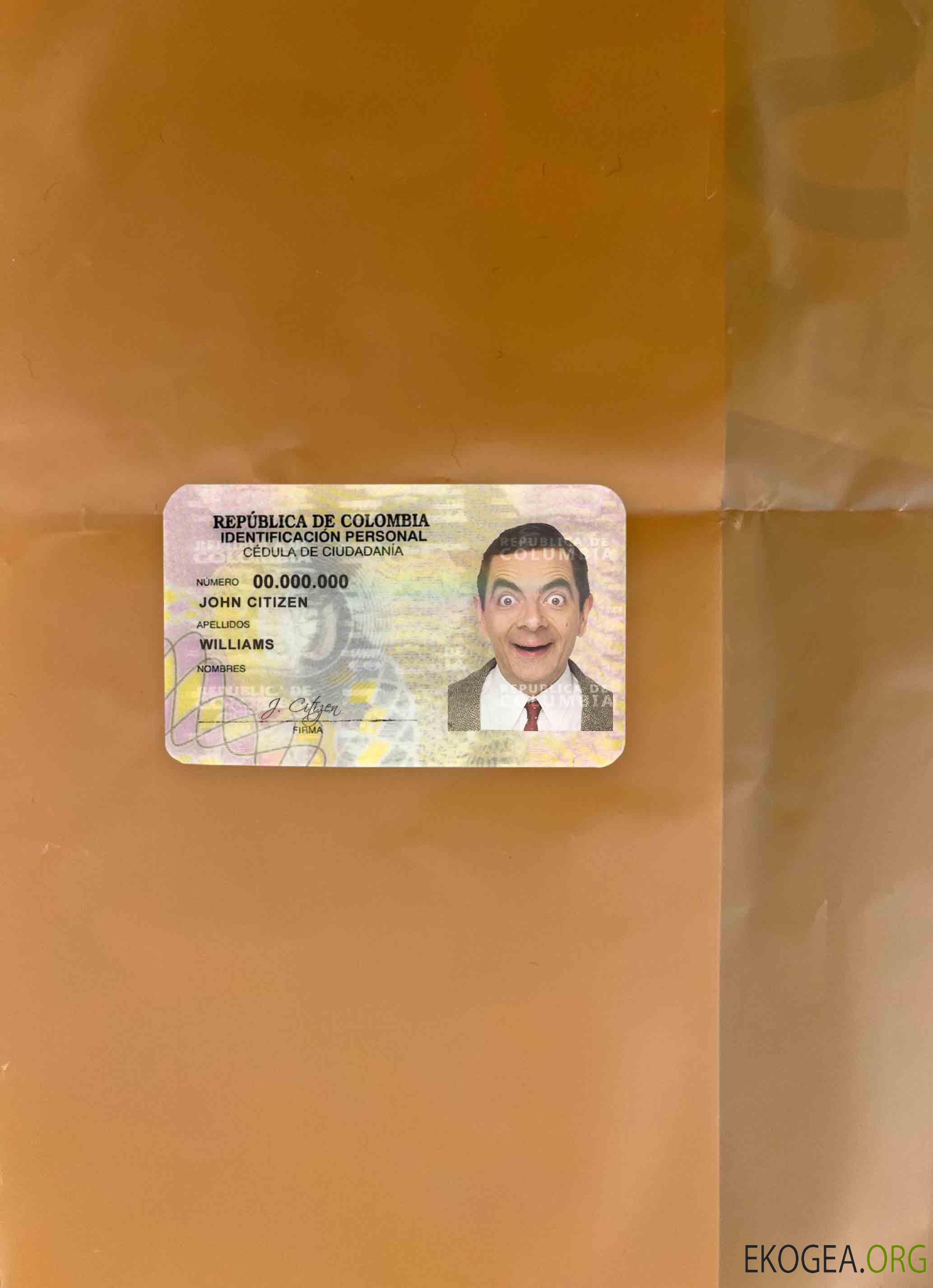 Colombie ID (2010 – 2020) photolook AVANT